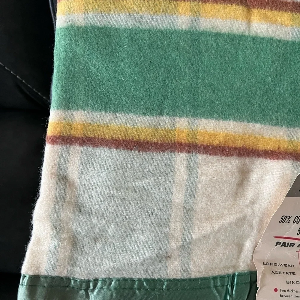 Vintage NWT JC Penney Green Stripe Wool Satin Trim Blanket 72”x84” 1950's Golden